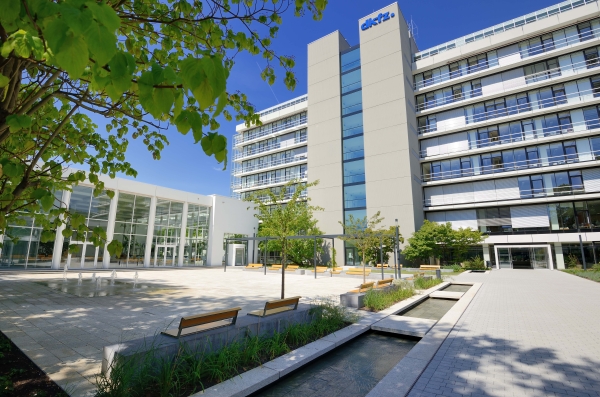 The DFKZ main building. Source: Schwerdt/DKFZ.‎